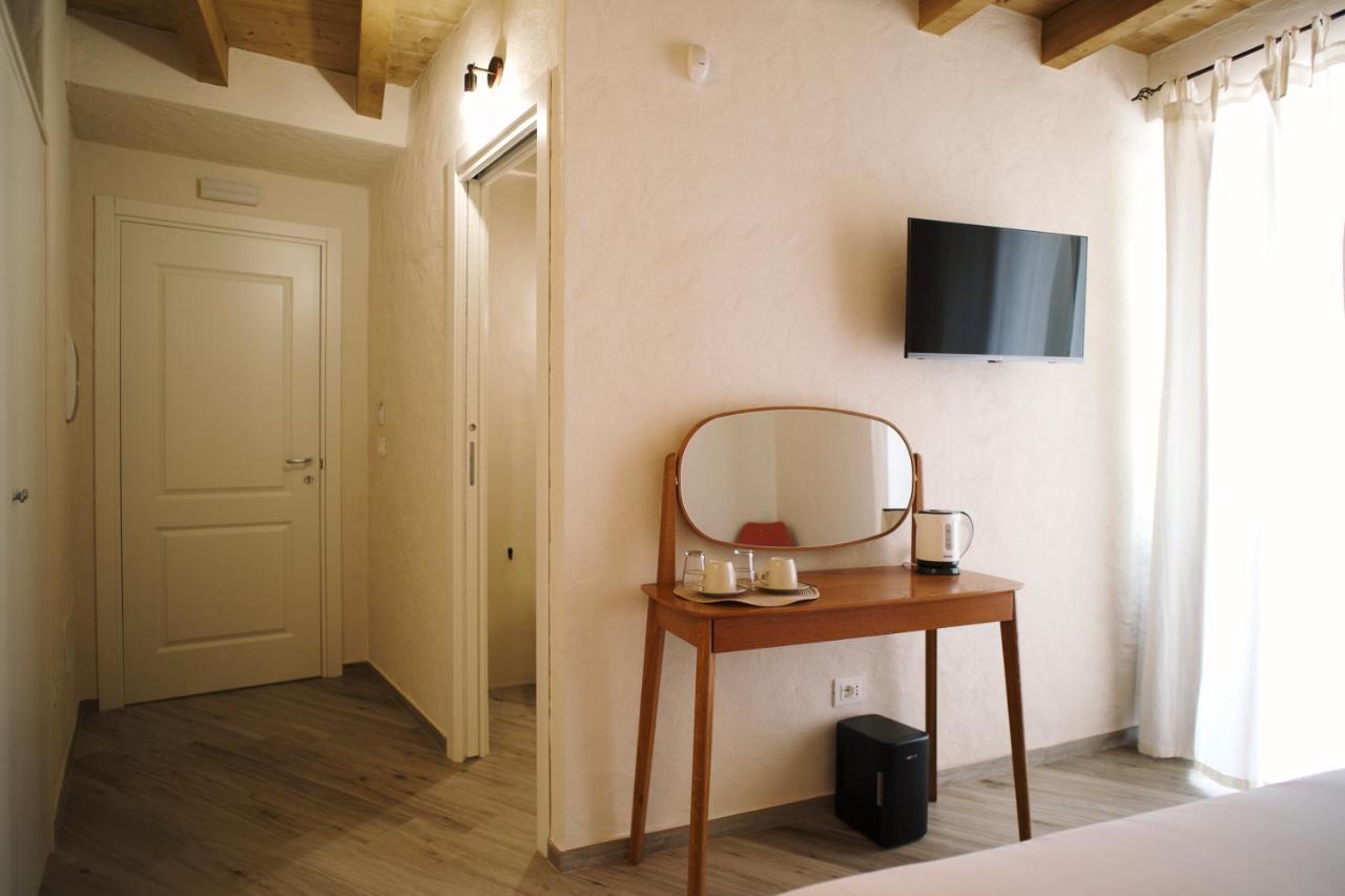 Casa Marinari Bed and Breakfast Scalea Eksteriør billede